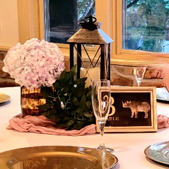 Framed Event Table Numbers (1-14) for Zoo, Safari Party/Wedding Gold/Black, 5x7 - Picture 2 of 4